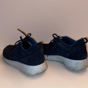 Nike Women’s Roshe Run Suede Shoes